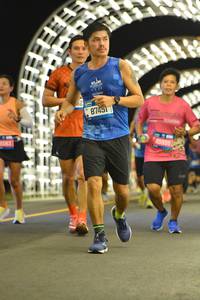 BIB: 5083, 2021, 87451, 45995
                            <button type="button" onclick="openModal(20196892)" class="btn btn-primary btn-sm float-right btn-popup" data-toggle="modal" data-target=".modal-high-quality">
                        <i class="fas fa-shopping-cart"></i> Add to Cart
                    </button>
                                            <button type="button" onclick="isThisMe(20196892, true)" class="btn btn-success btn-sm float-right btn-popup btn-isme hidden" data-toggle="tooltip" data-placement="bottom" title="นี่คือรูปของคุณใช่ไหม คลิกที่นี่เพื่อเอาเข้าอัลบั้ม">
                        <i class="fas fa-plus"></i> Add to album
                    </button>
                    <button type="button" onclick="isThisMe(20196892, false)" class="btn btn-warning btn-sm float-right btn-popup btn-isnotme hidden">
                        <i class="fas fa-ban"></i> Remove from album
                    </button>
